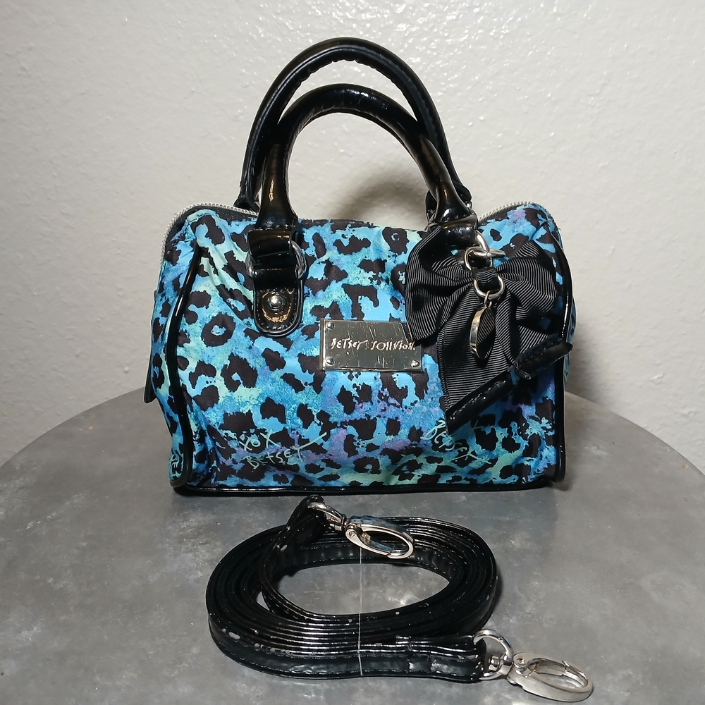 Betsey Johnson Blue Leopard Mini Messenger Roll Bag Glossy Finish & Bow - Picture 2 of 11